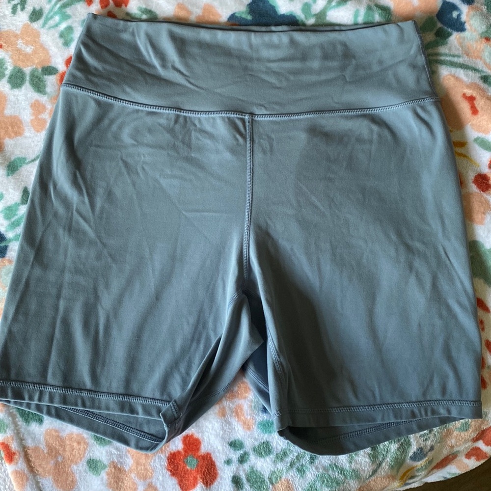 BuffBunny XL shorts